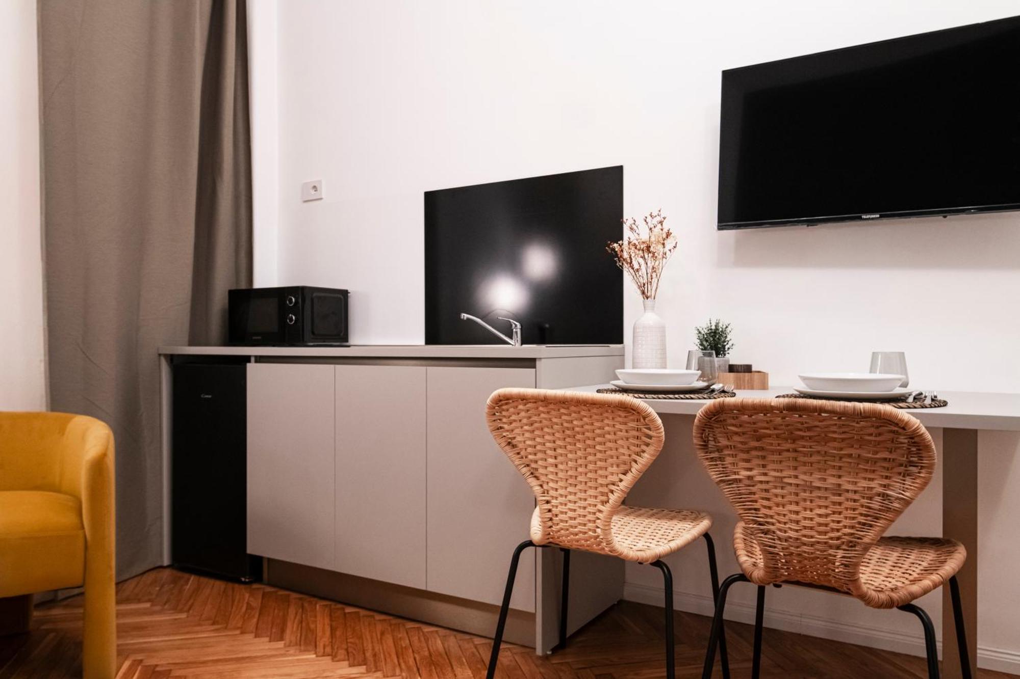Easylife - Suite In Centrale Milan Luaran gambar