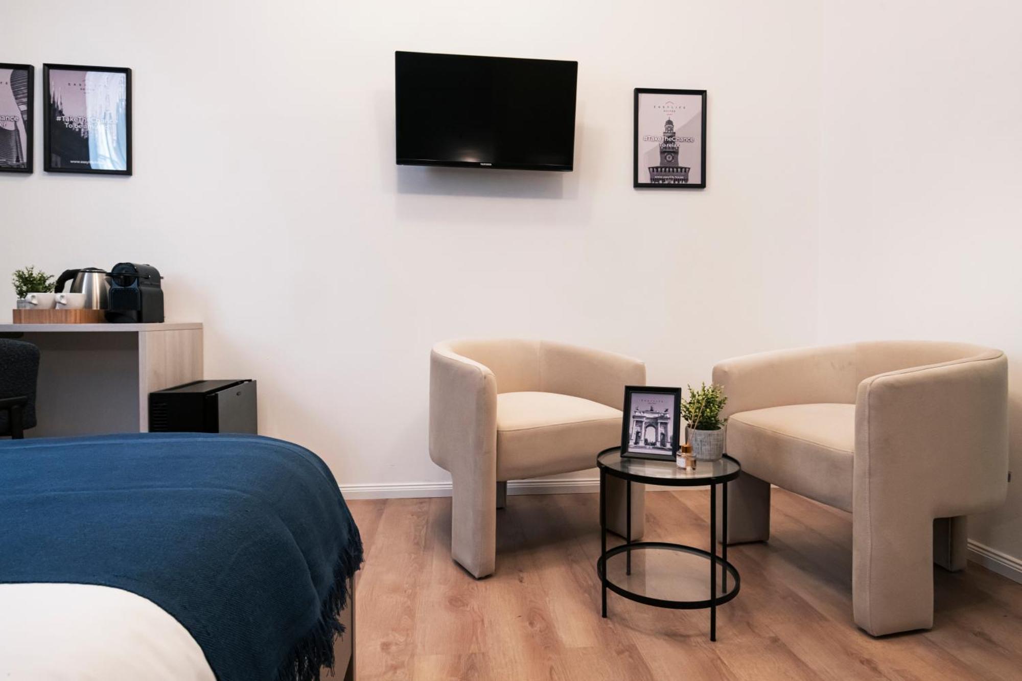 Easylife - Suite In Centrale Milan Luaran gambar
